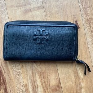 Tory Burch wallet